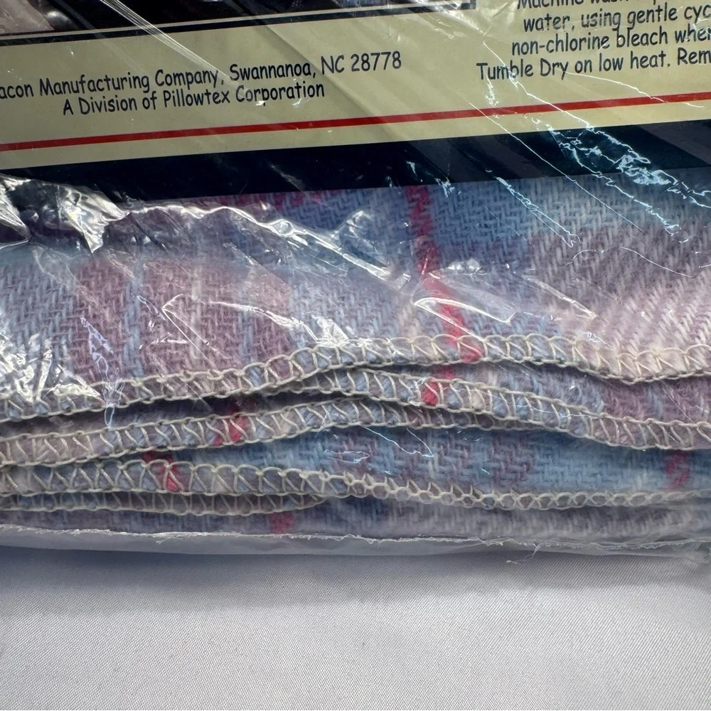 Vintage Beacon All Purpose‎ Virgin Acrylic Blanket Throw Blue Plaid 50